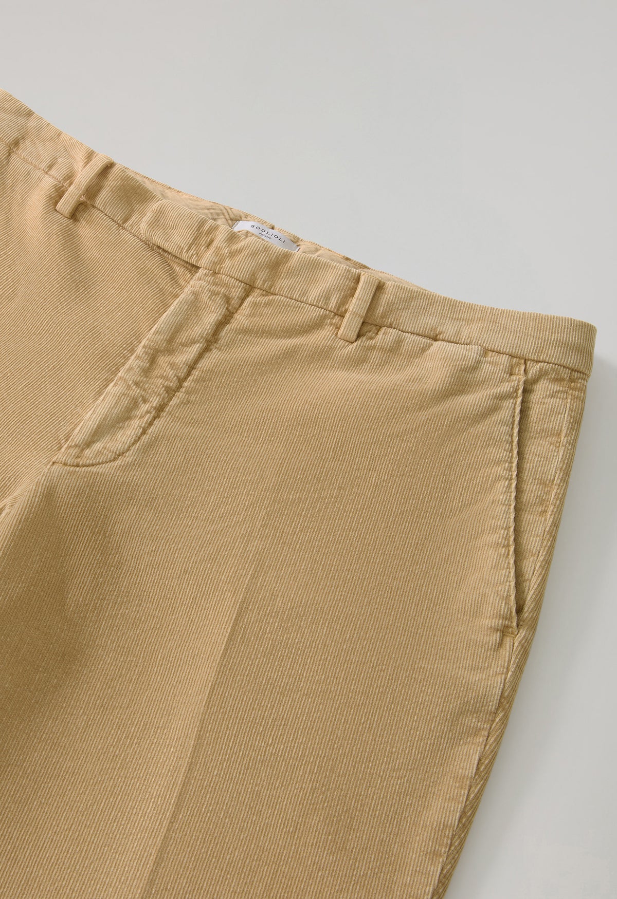 Beige Stückgefärbte schlanke Chinohose aus Samt