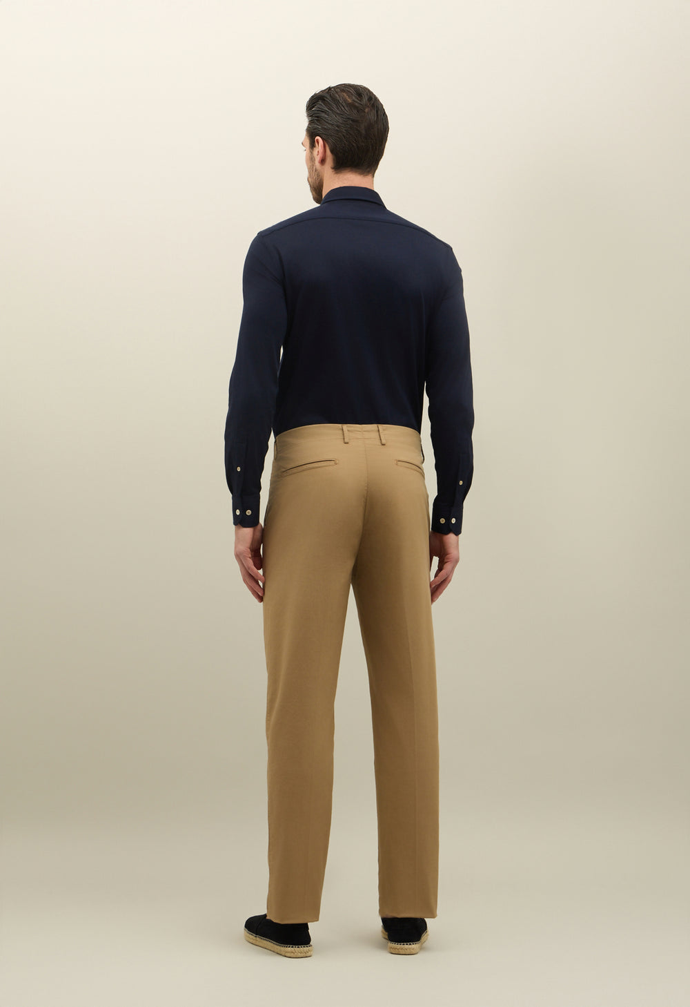 Pantalone Loose in cotone tinto in capo marrone chiaro
