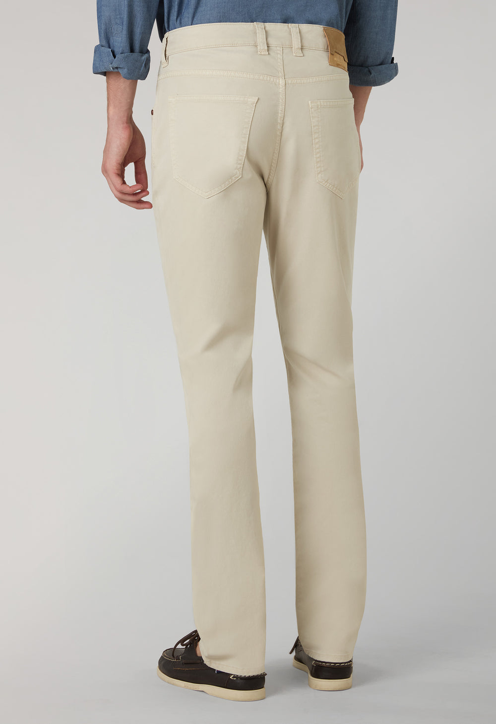 Pantalone 5 tasche in cotone e seta tinto in capo beige