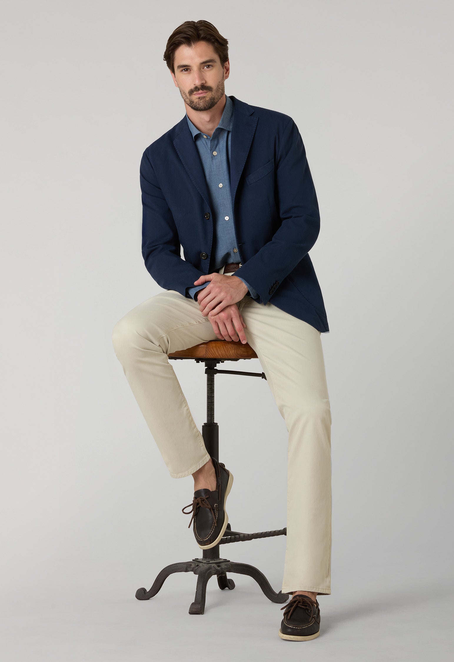 Pantalone 5 tasche in cotone e seta tinto in capo beige