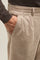Beige Flanellhose mit zwei Abnähern