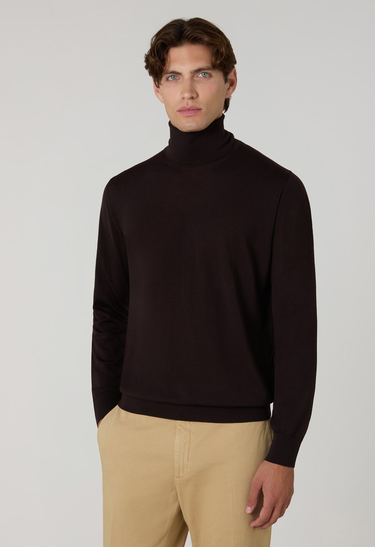 Dark Brown Superlight Wool Turtleneck