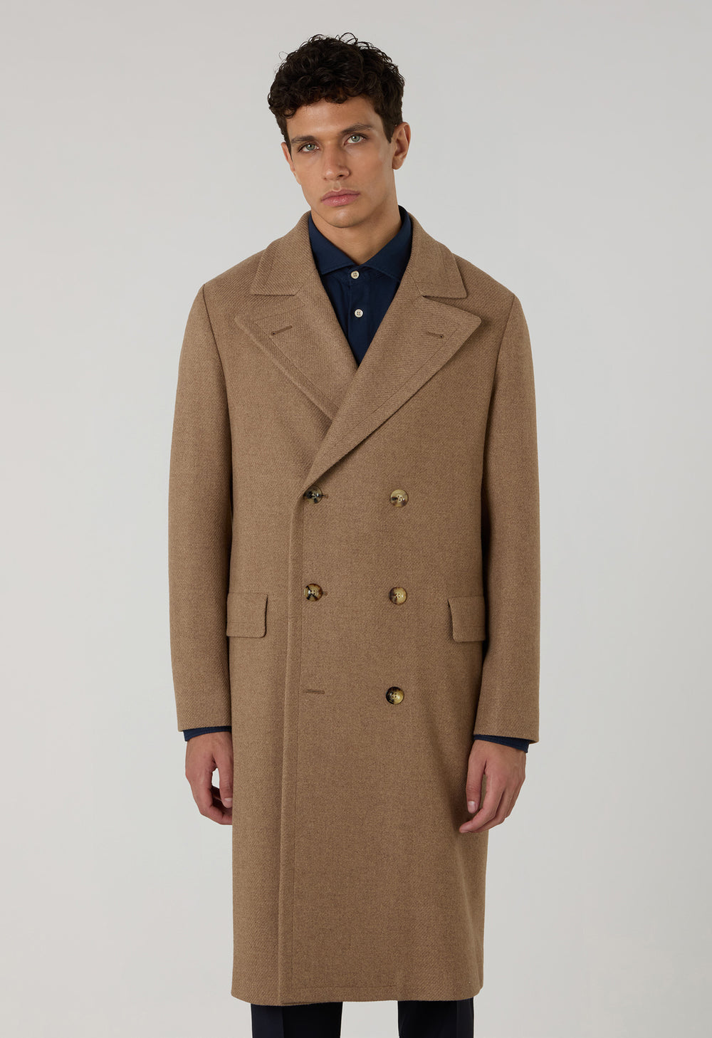Cappotto Polo doppiopetto in lana e cashmere con martingala cammello