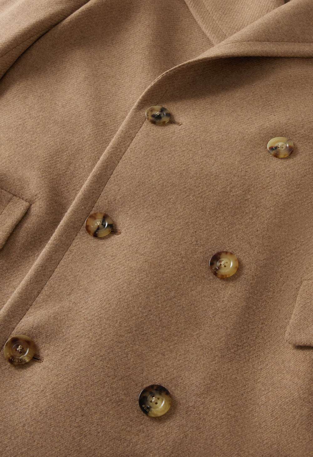 Cappotto Polo doppiopetto in lana e cashmere con martingala cammello