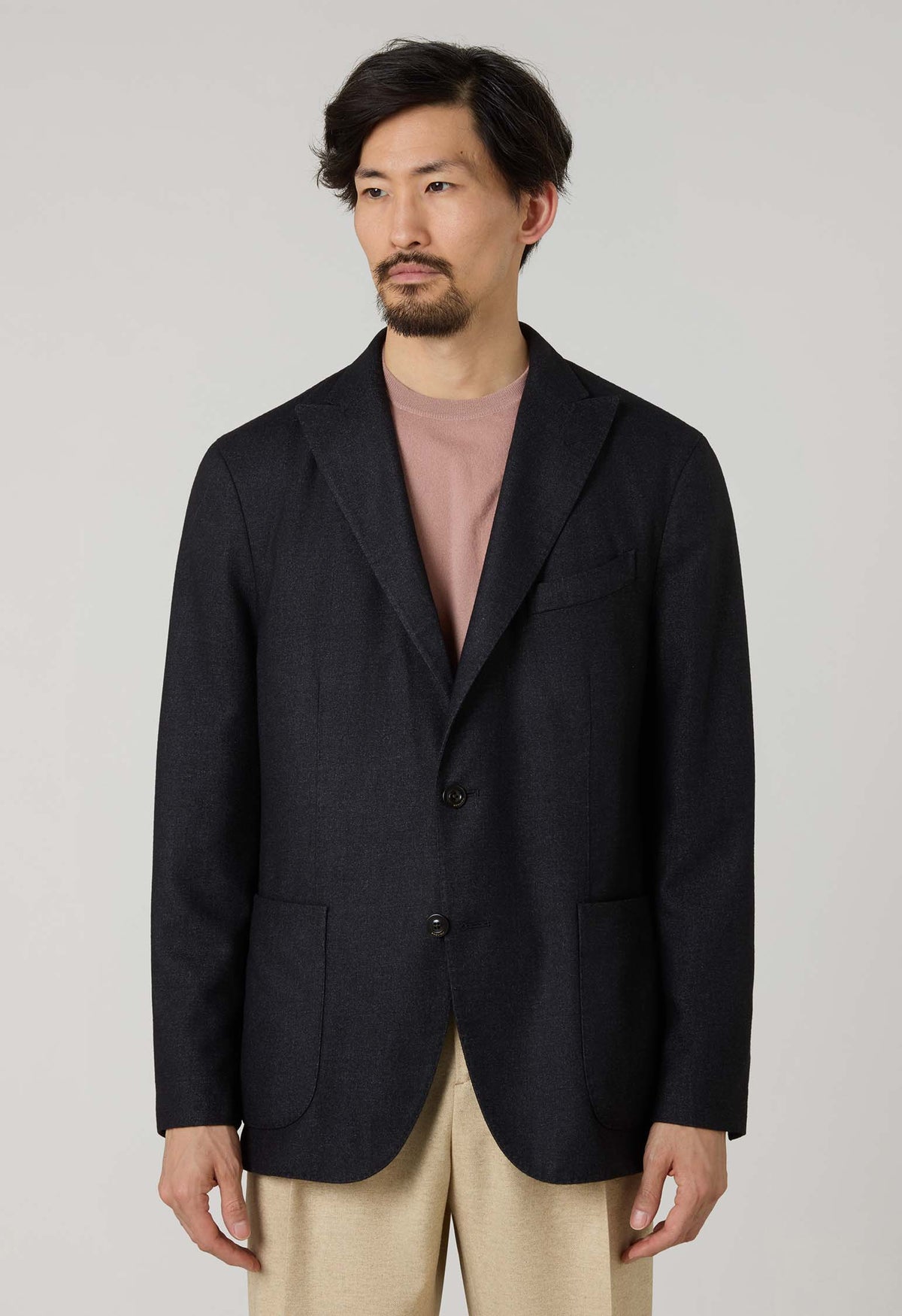 Dunkelgraue, stückgefärbte K-Jacket aus Wolle