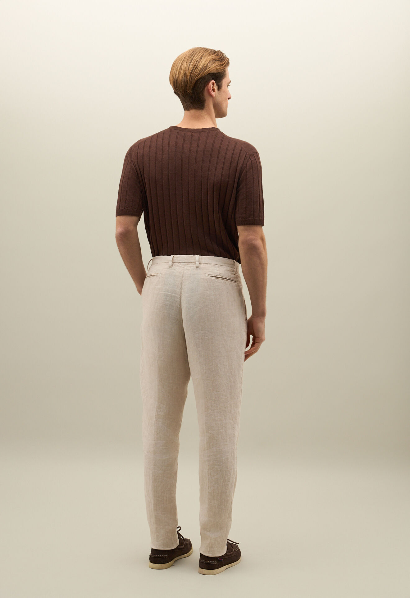 Boglioli Stückgefärbte Leinenhose mit doppelter Bundfalte Hellbeige 89892QSB5752001080215