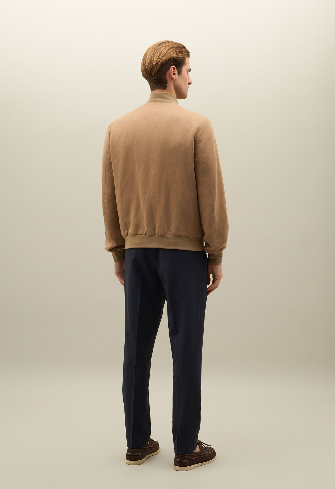 Boglioli Bomberjacke aus Leinen-Tencel-Satin Dunkelbeige OC0204SB5106001800300