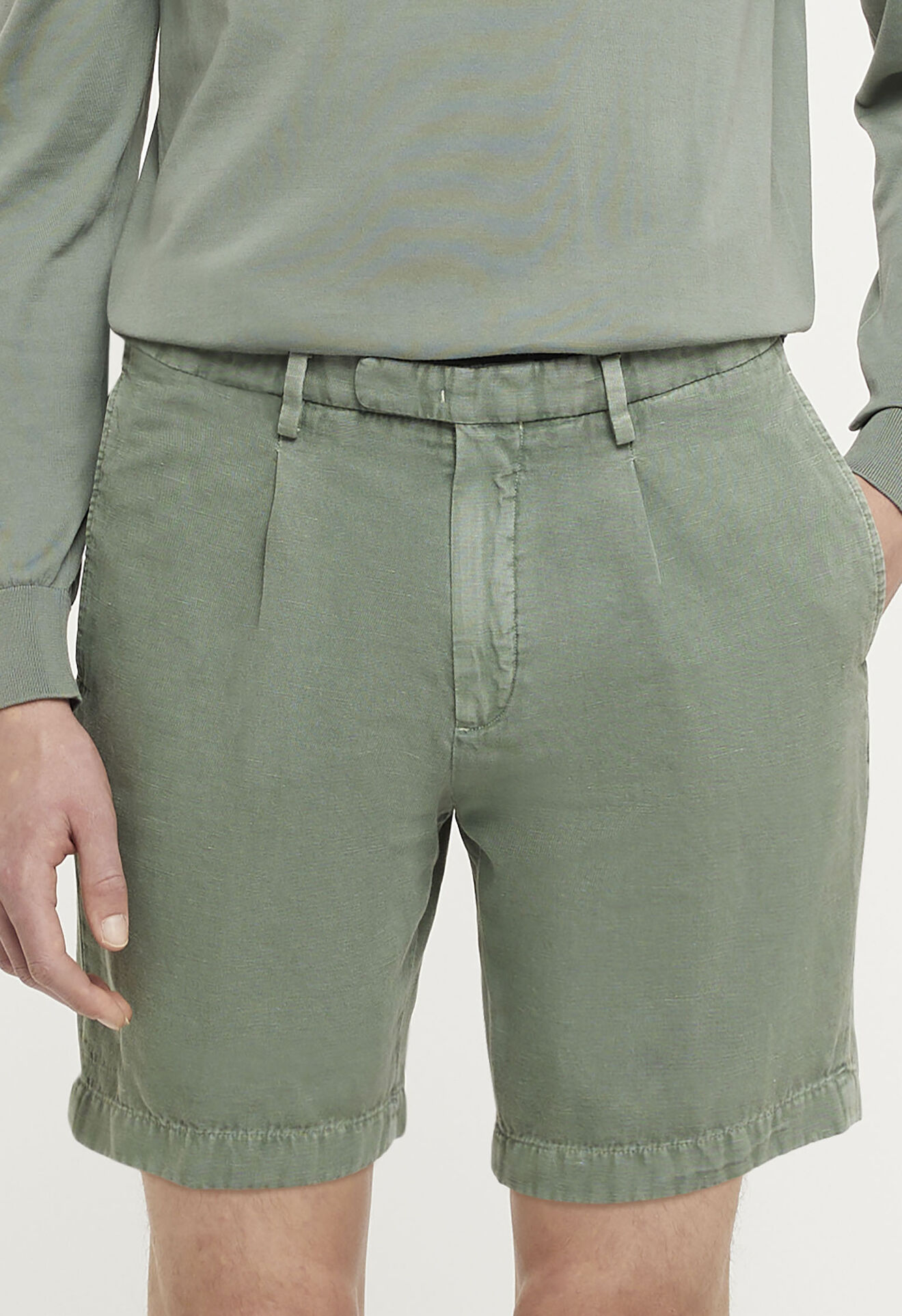 Boglioli Green cotton and linen Bermuda trousers Green 80905QBVC420001080555