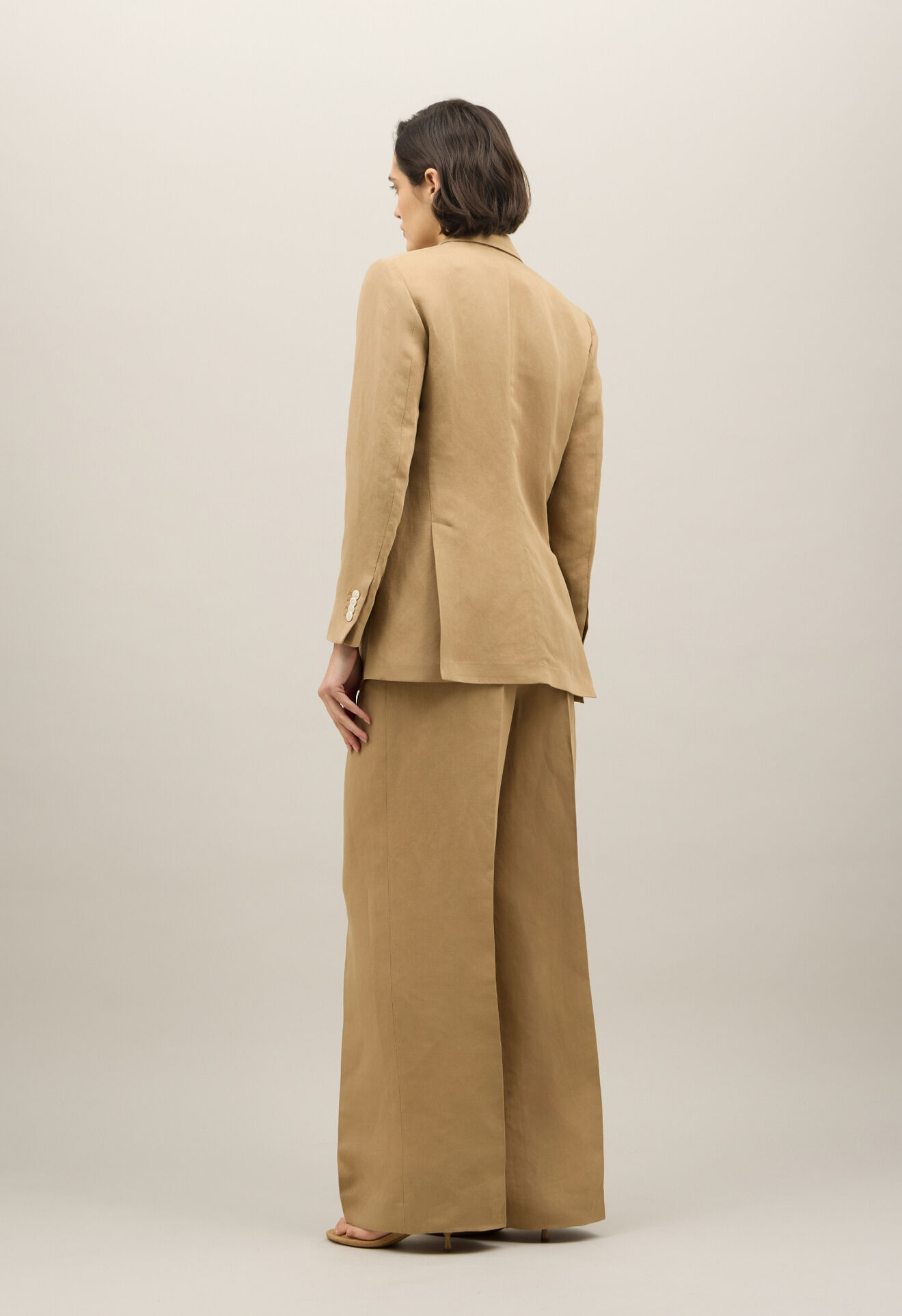 Boglioli Linen Tencel satin Maia Blazer Dark Beige ZD0333SB5106002D10300