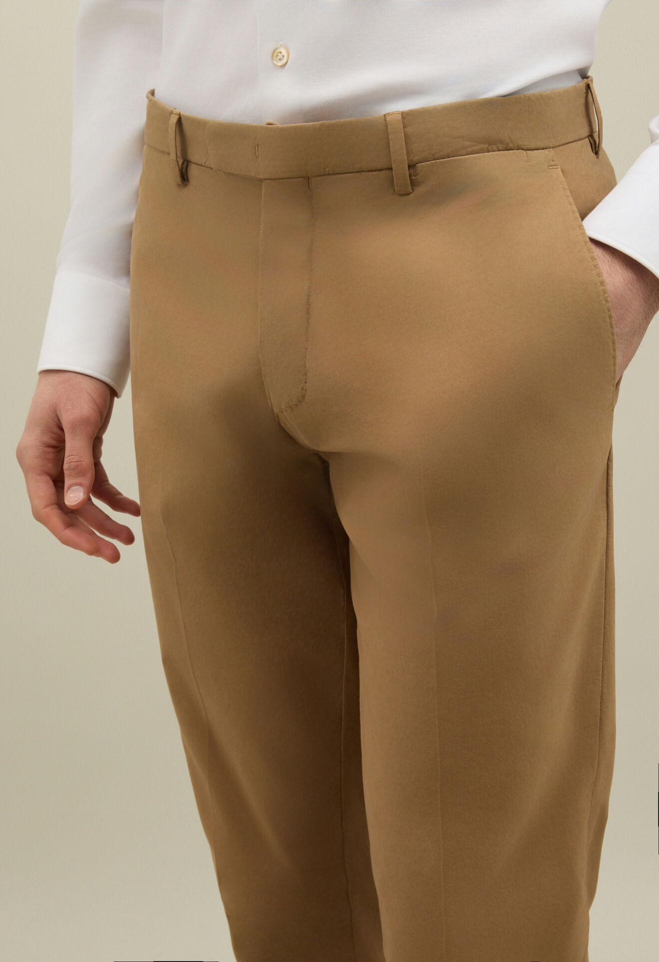 Boglioli St&uuml;ckgef&auml;rbter K-Suit aus leichtem Popeline Hellbraun N13D2QSB3439001506R0315