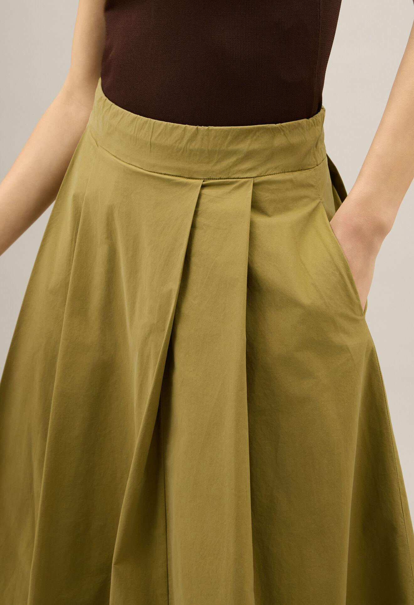 Boglioli Light Popeline pleated Skirt Green 77025TSB3439002150544