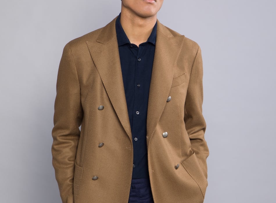 What is the difference between Jacket and Blazer?